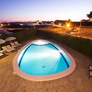 Nuvolet , Cala'N Blanes (Menorca) Spain